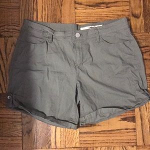 Olive DKNY shorts